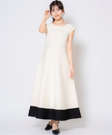 袖刺繍ワンピース