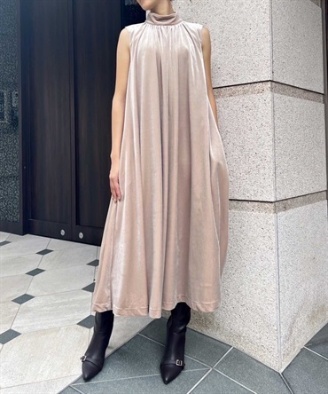 【WEB限定】ベロアワンピース(82ベージュ-Ｍ)