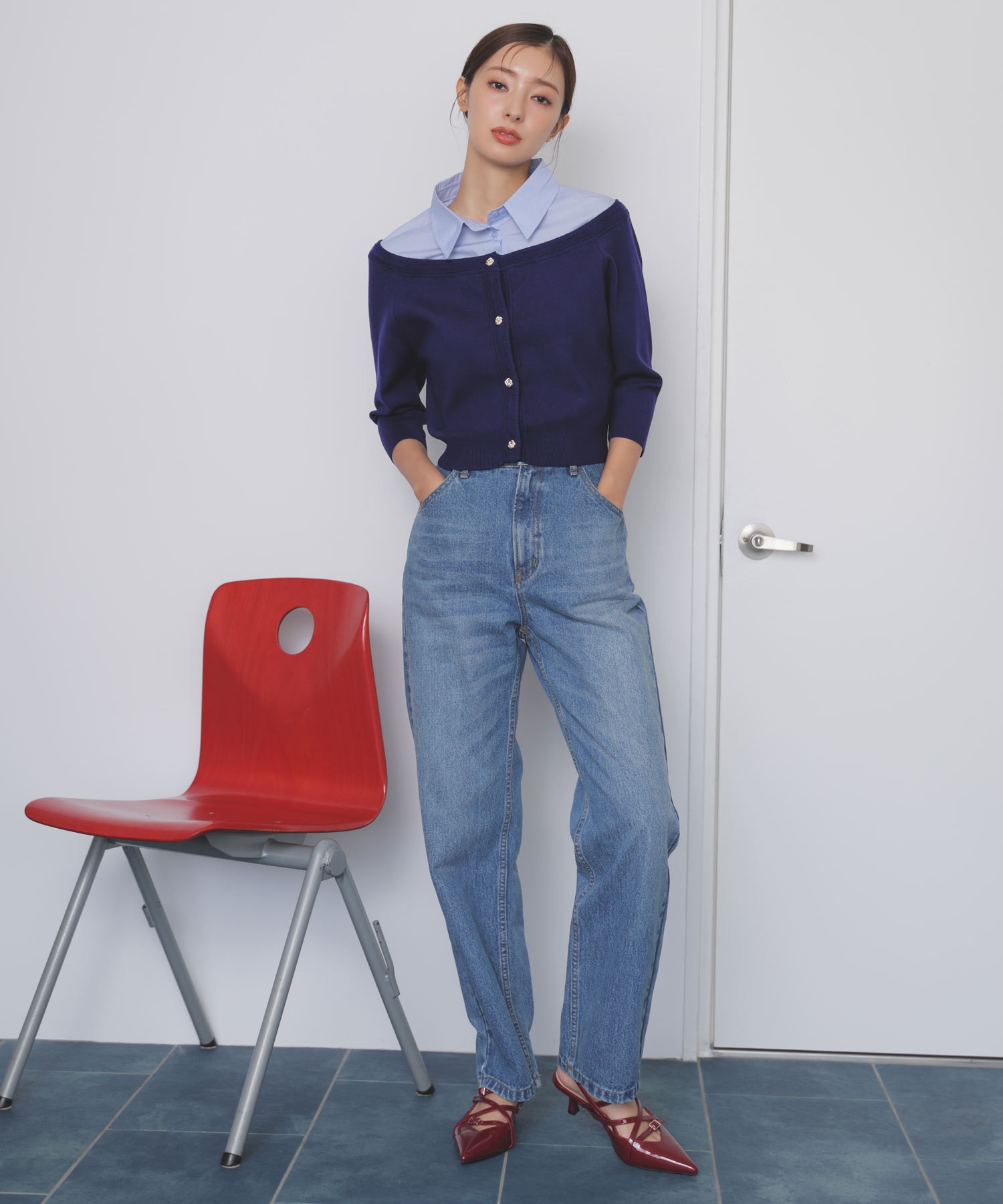 ストレートデニムパンツ