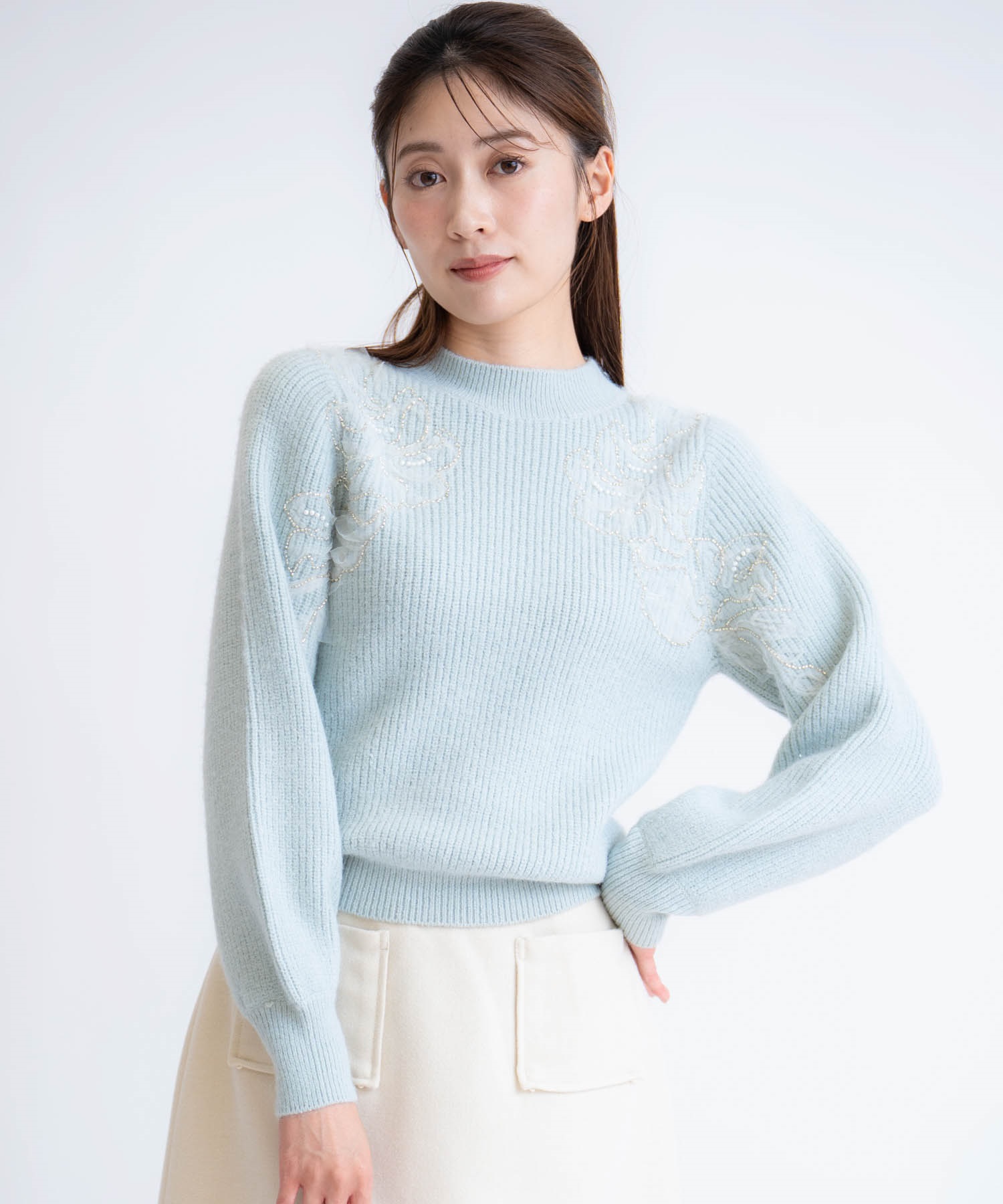 ビジュー刺繍ニット(62ライトグリーン-フリー)