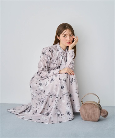 【15周年】ラインフラワーボウタイワンピース