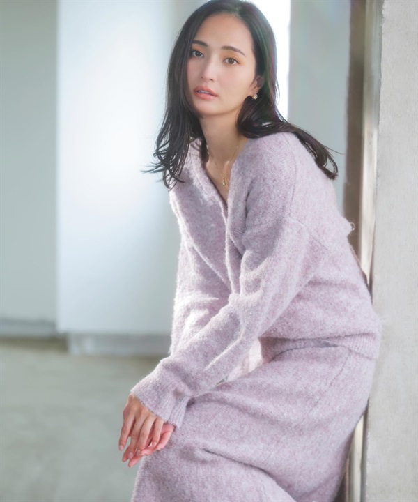 ロゴ刺繍シャギーニットセットアップ