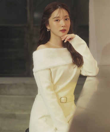 フェザートリム配色ドッキングワンピース