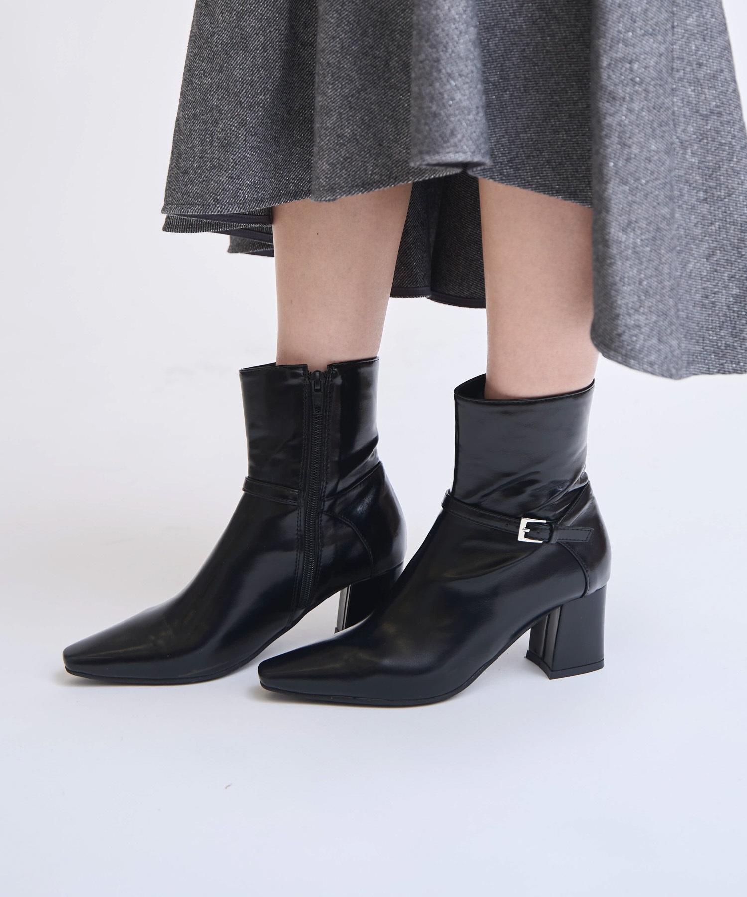 ベルトデザインショートブーツ(00ブラック-Ｓ)