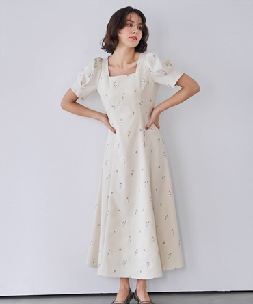 【Premium】フラワー刺繍ワンピース(82ベージュ-フリー)