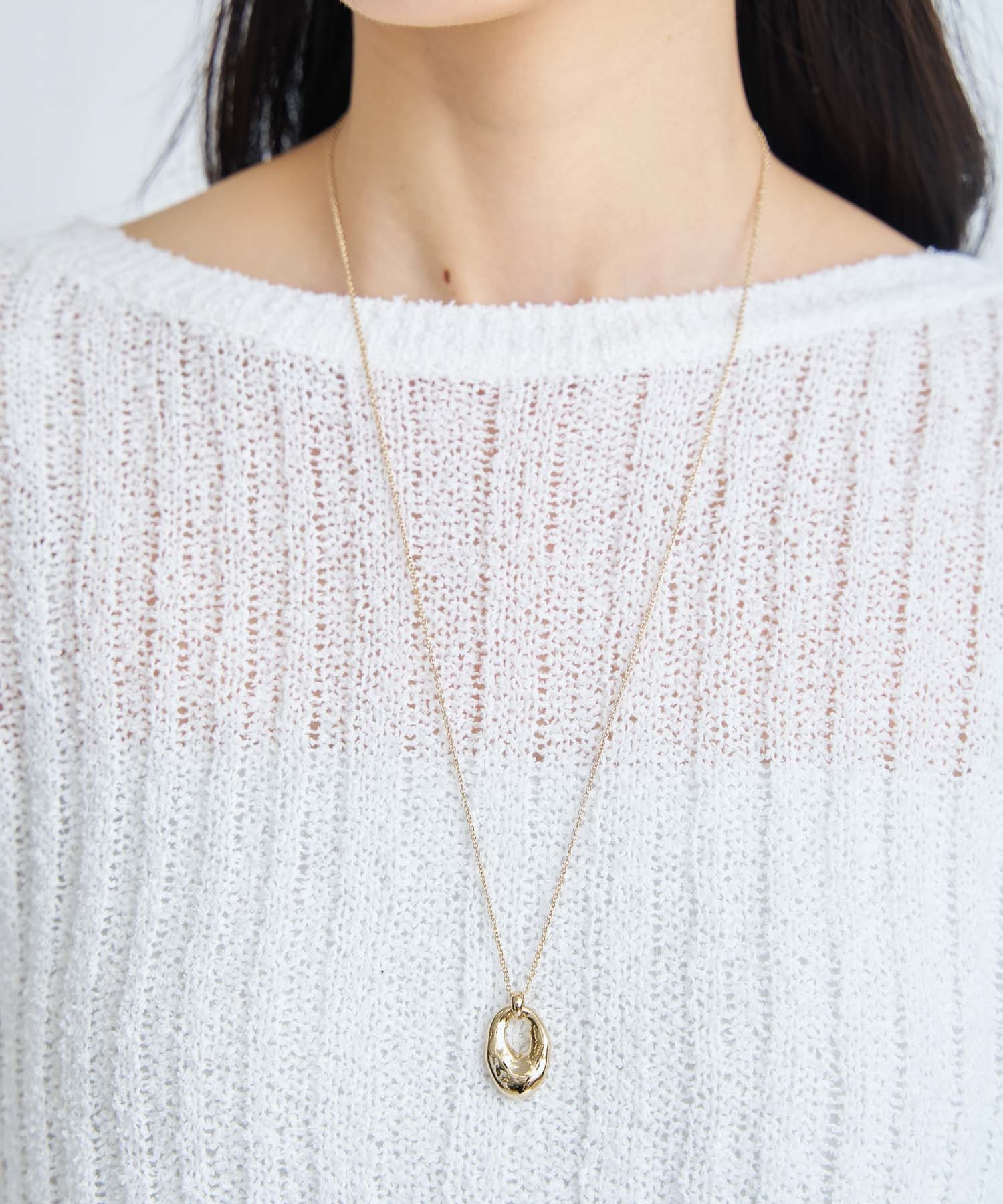 ニュアンスデザインネックレス