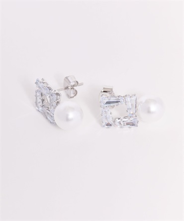 スクエアビジューピアス(13シルバー-フリー)